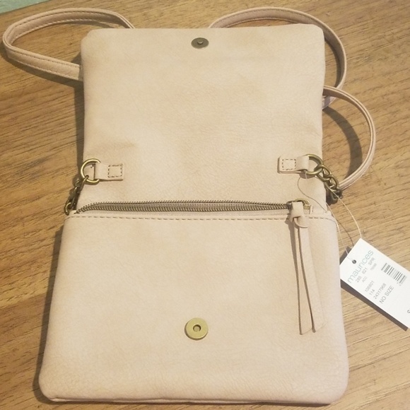 NWT Maurices crossbody bag. - Picture 4 of 7